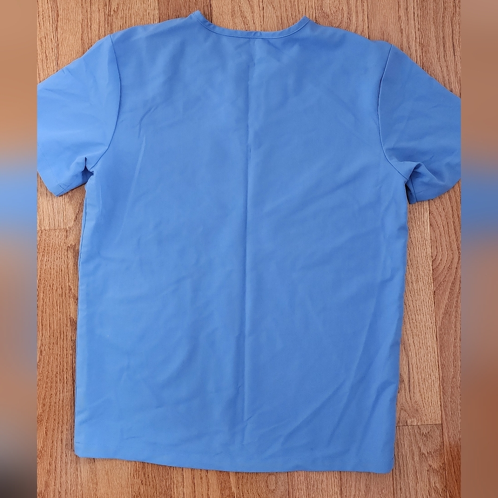 Figs Scrub Top - Picture 2 of 6